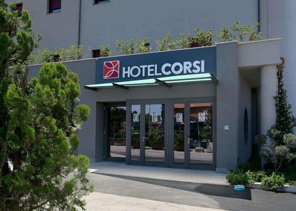 Hotel Corsi - Fiumicino Extérieur photo